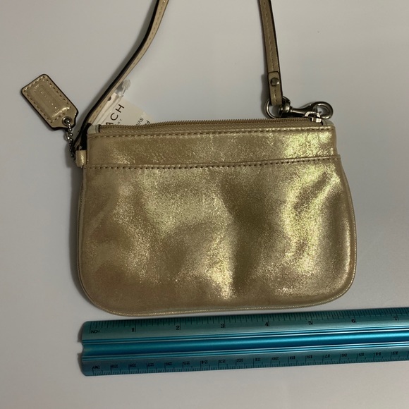 Coach clutch - Picture 3 of 3